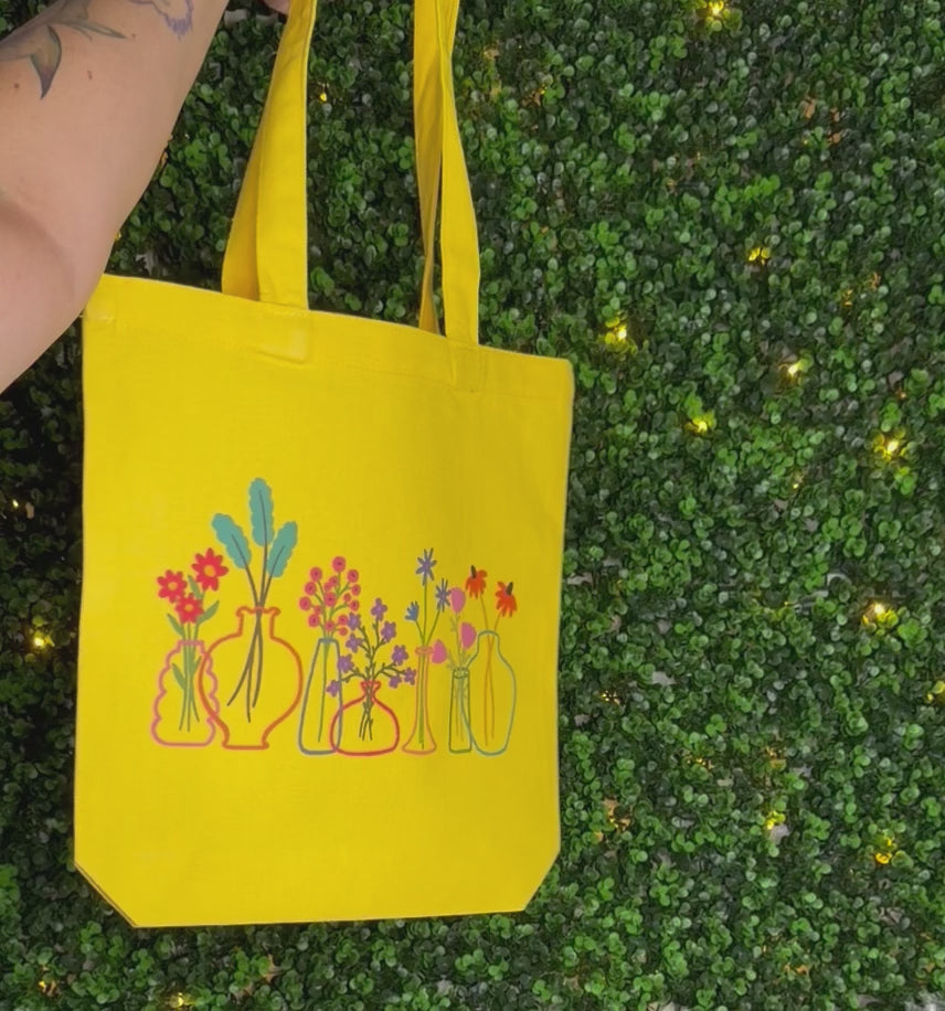 Wildflower Vase Tote